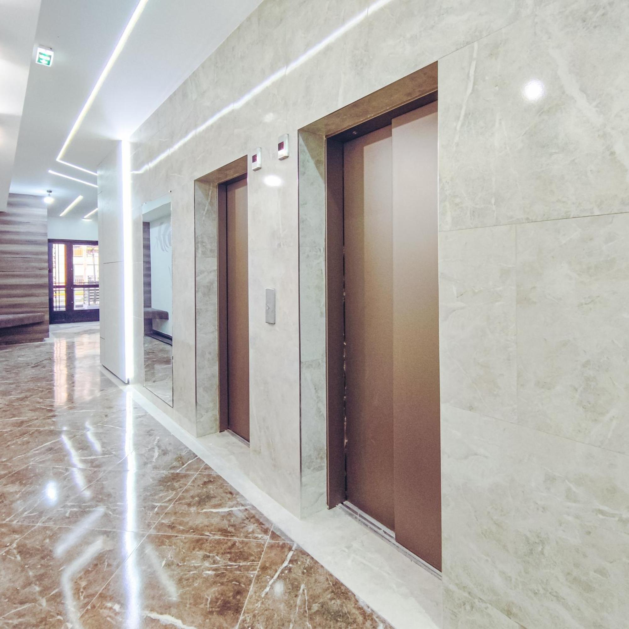 Oota Soko With Parking Garage Apartment ครากูเยวัตส์ ภายนอก รูปภาพ